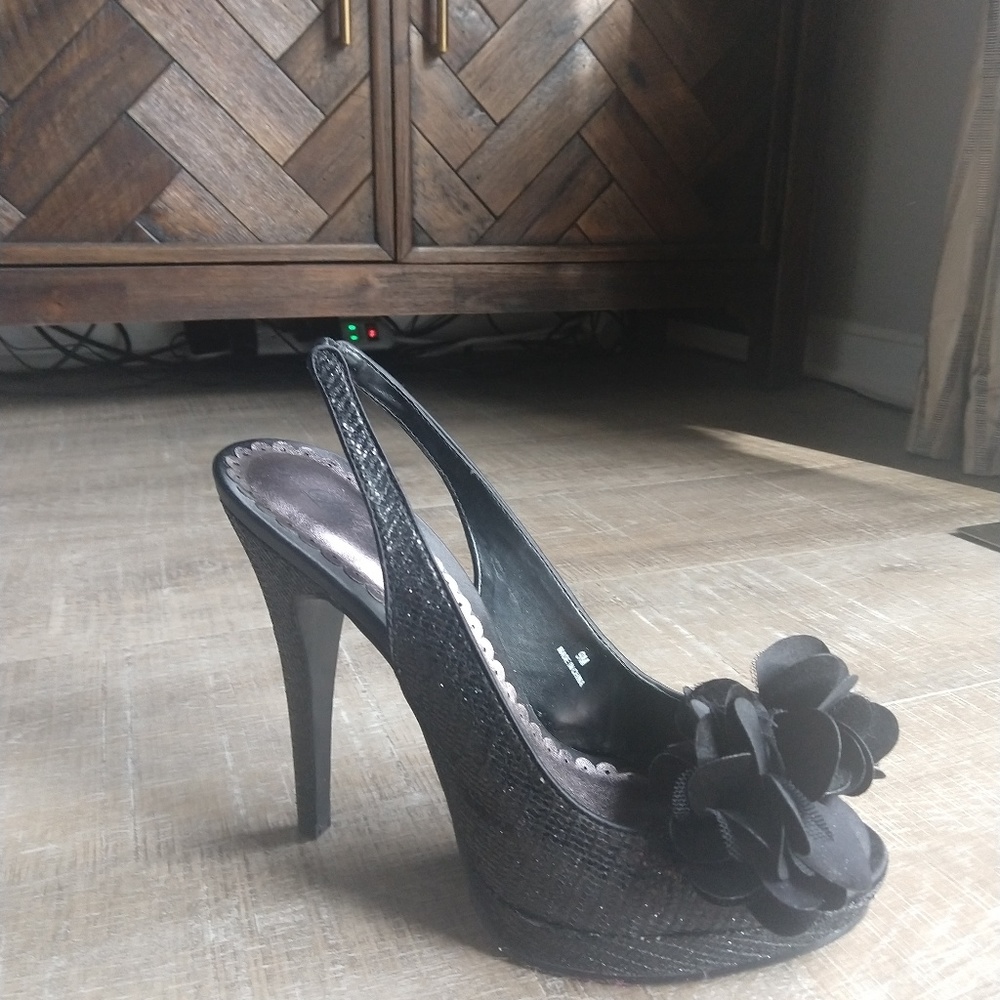 Black dress heels